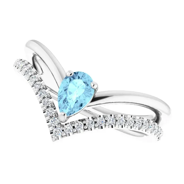 Dreamy Gift 14K White Aquamarine & 1/6 CTW Diamond Ring