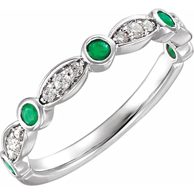 Hypoallergenic Embellishment 14K White Emerald & 1/6 CTW Diamond Ring