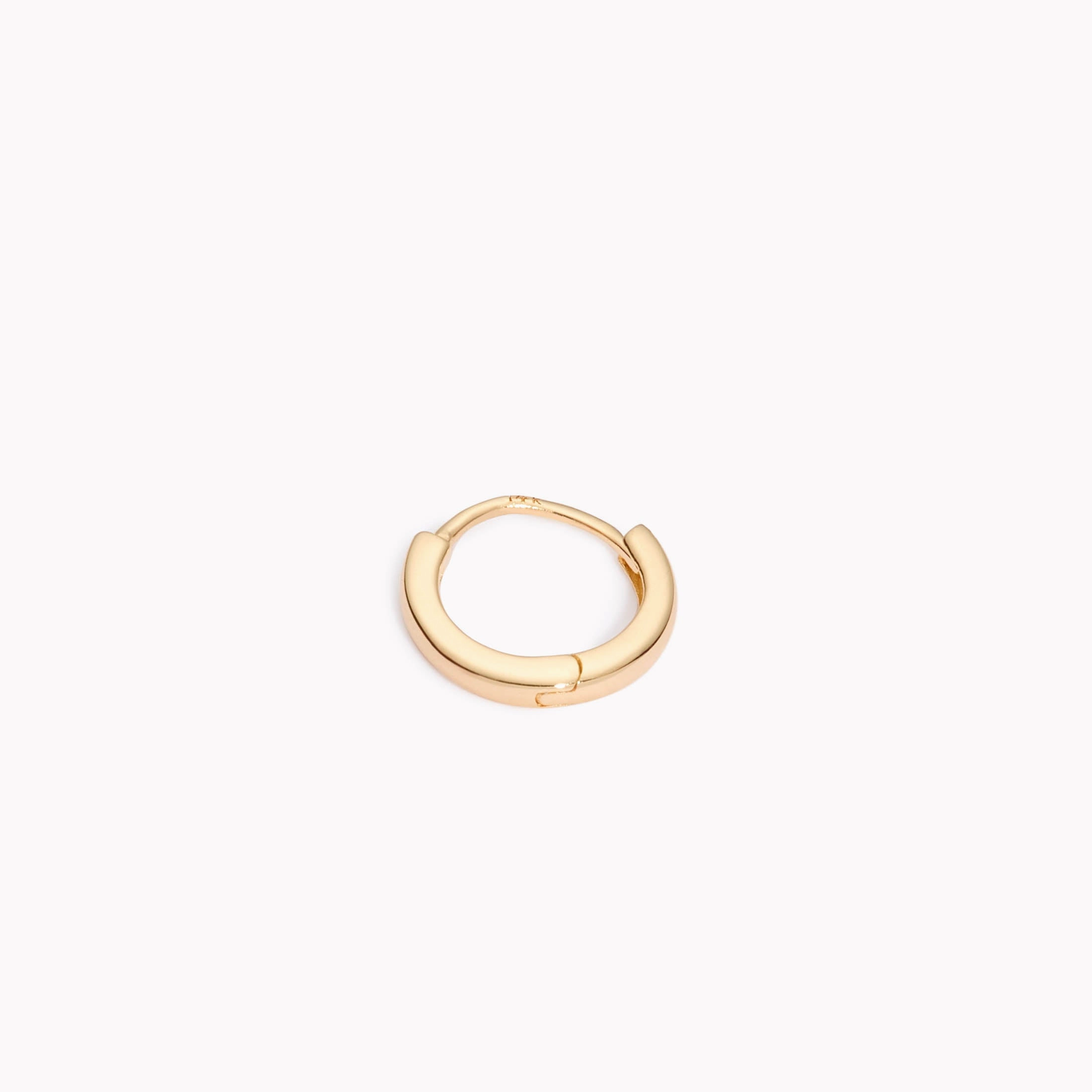 Urban Favorite Fashion Glow 14k Gold Mini Hoop
