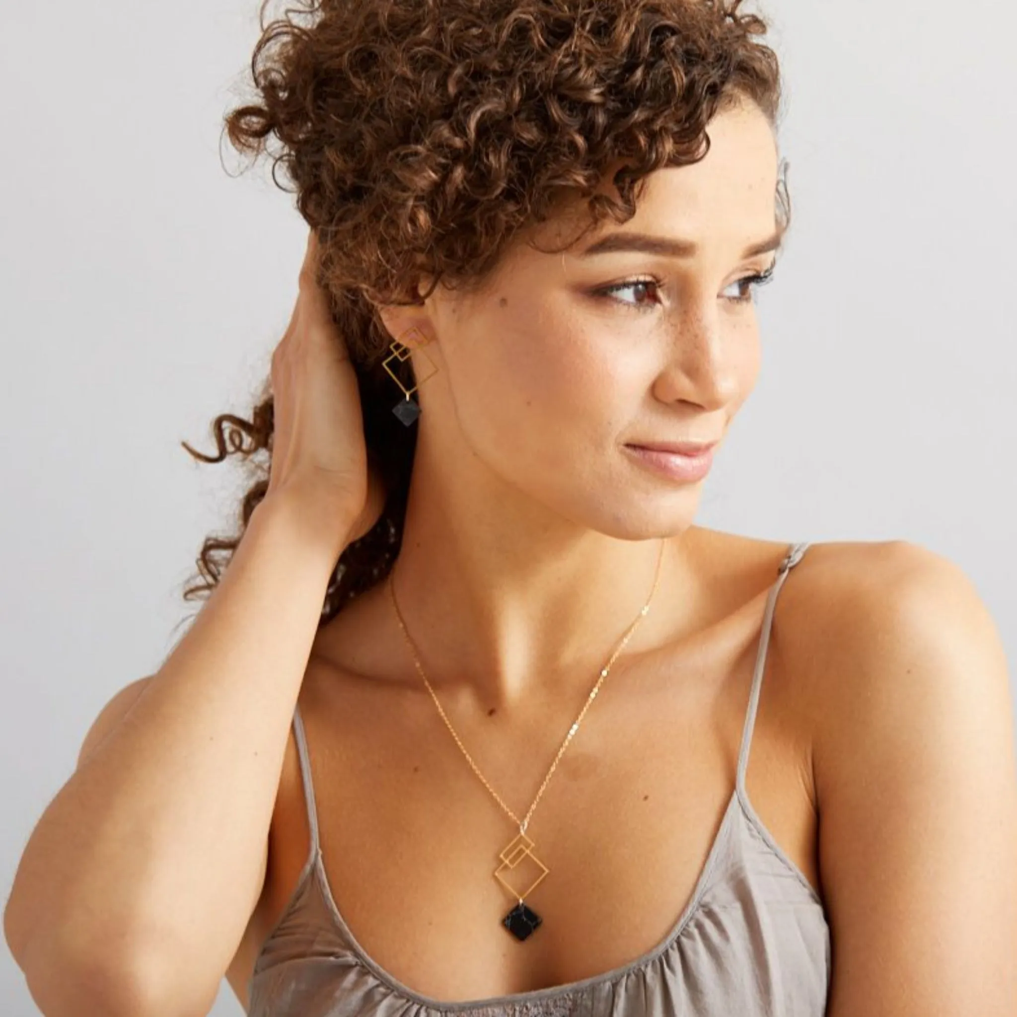 Ares Necklace with Black Howlite High-End Accessory Unique Feature