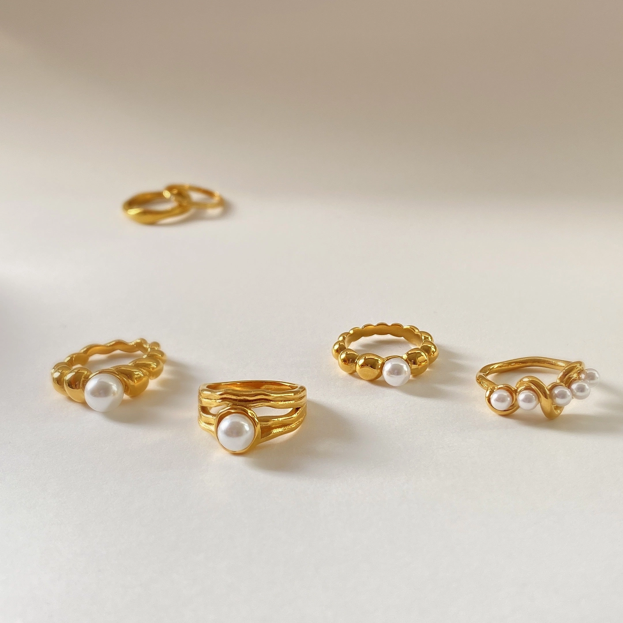 Bold Pieces Assorted Pearl Twisted Rings Beaded Rings