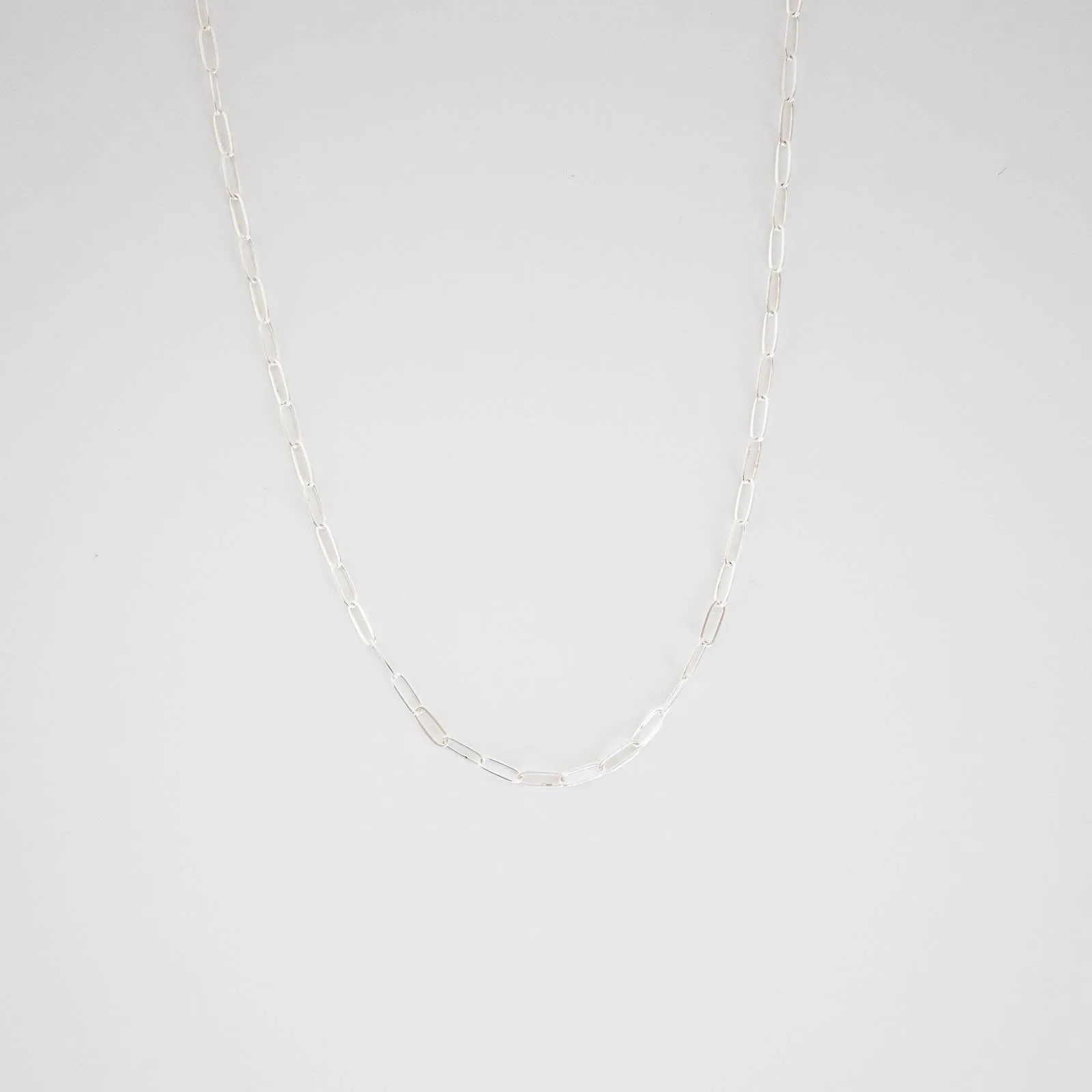 gentle touch Drawn Chain Necklace