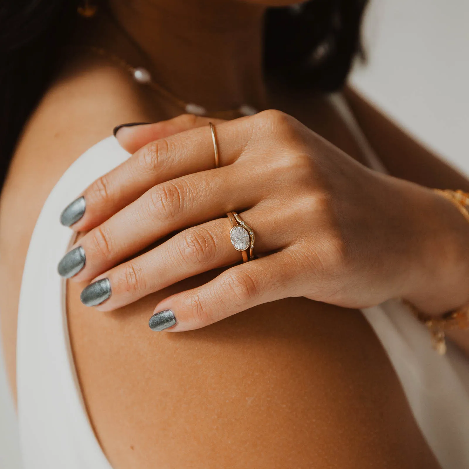 Avery Ring - Moissanite Everyday Essential