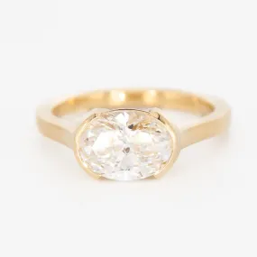 Crisp Look Avery Ring - Moissanite