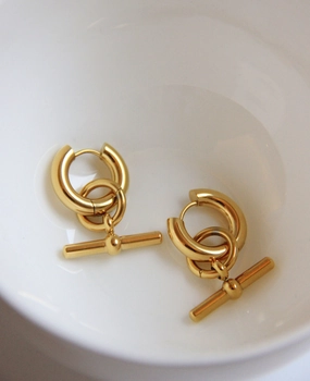 Balance Beam T Bar Earrings Delicate Shine Signature Touch