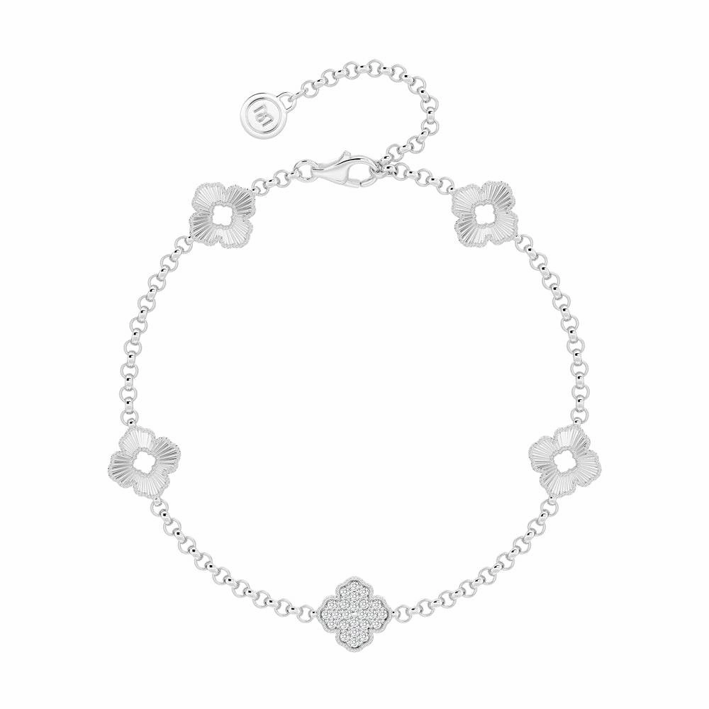 Simple Detail Blooming Petals Four Leaf Clover Lab Grown Diamond Bracelet