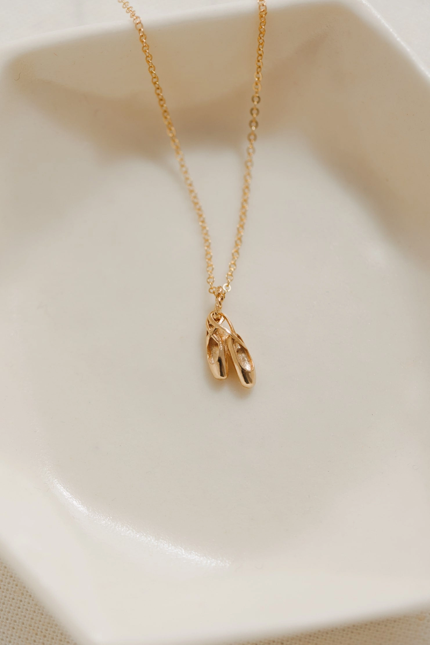 Ballet Slippers Charm Wedding Look