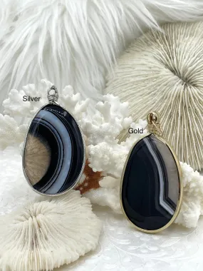 Black Mixed Color Agate Pendant with Wire Wrapped Bezel Brass Gold or Silver Natural Stone Variety of Sizes and Color Stone PendantFast Ship Luxury Finish