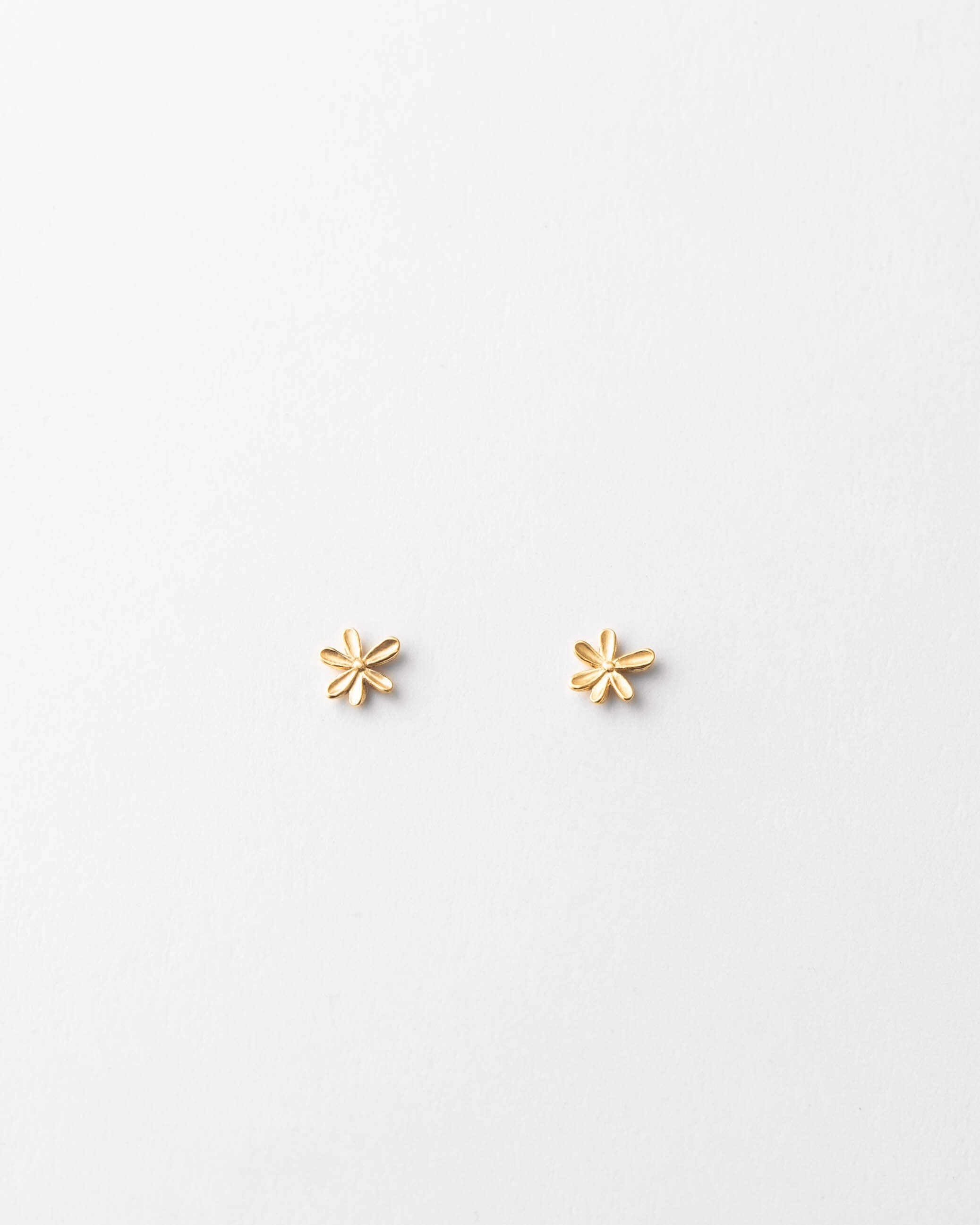 Lush Touch Party Gift Blossom Studs