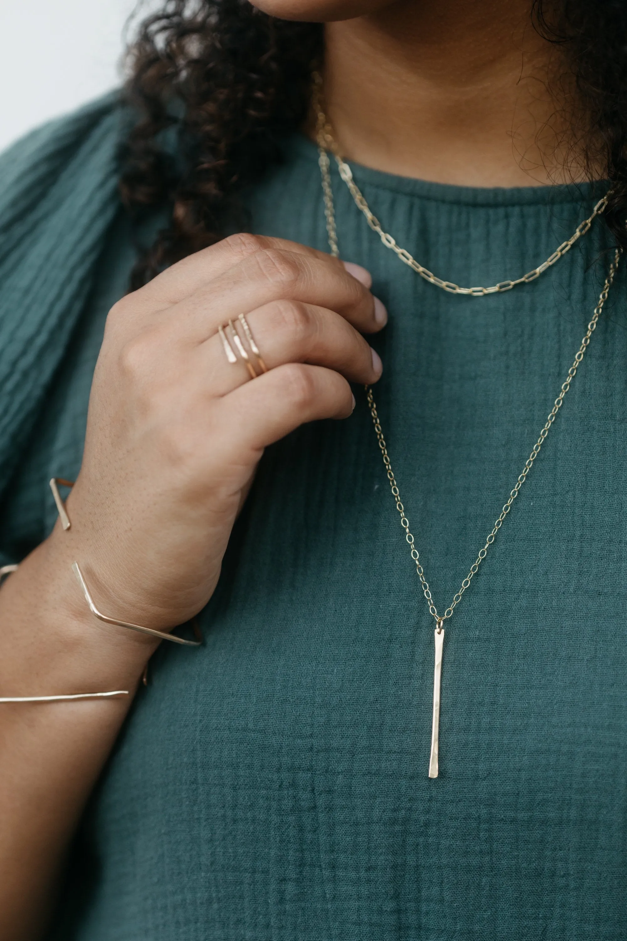 Gorgeous Ornament Boho Present Quinn Gold Vertical Bar Necklace