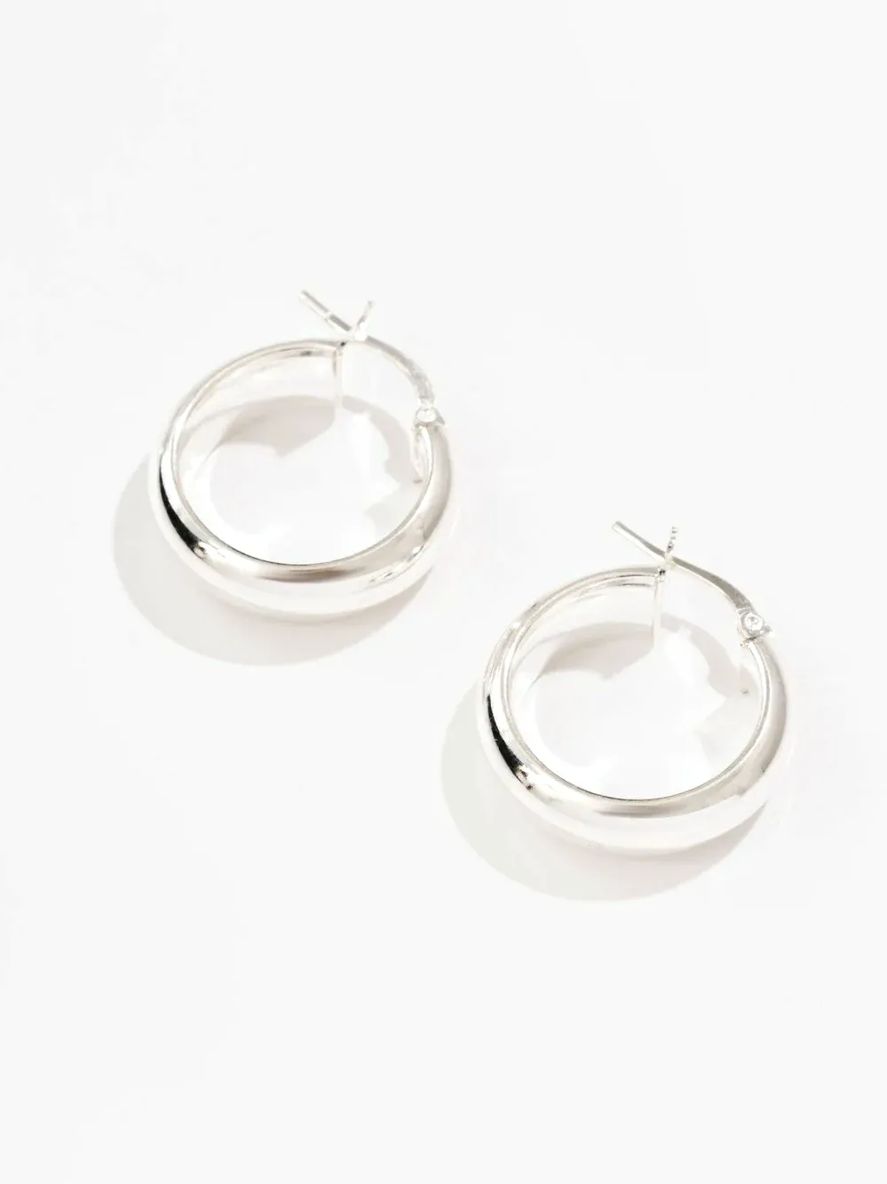 Unique Detail Style Detail Daisy Hoops