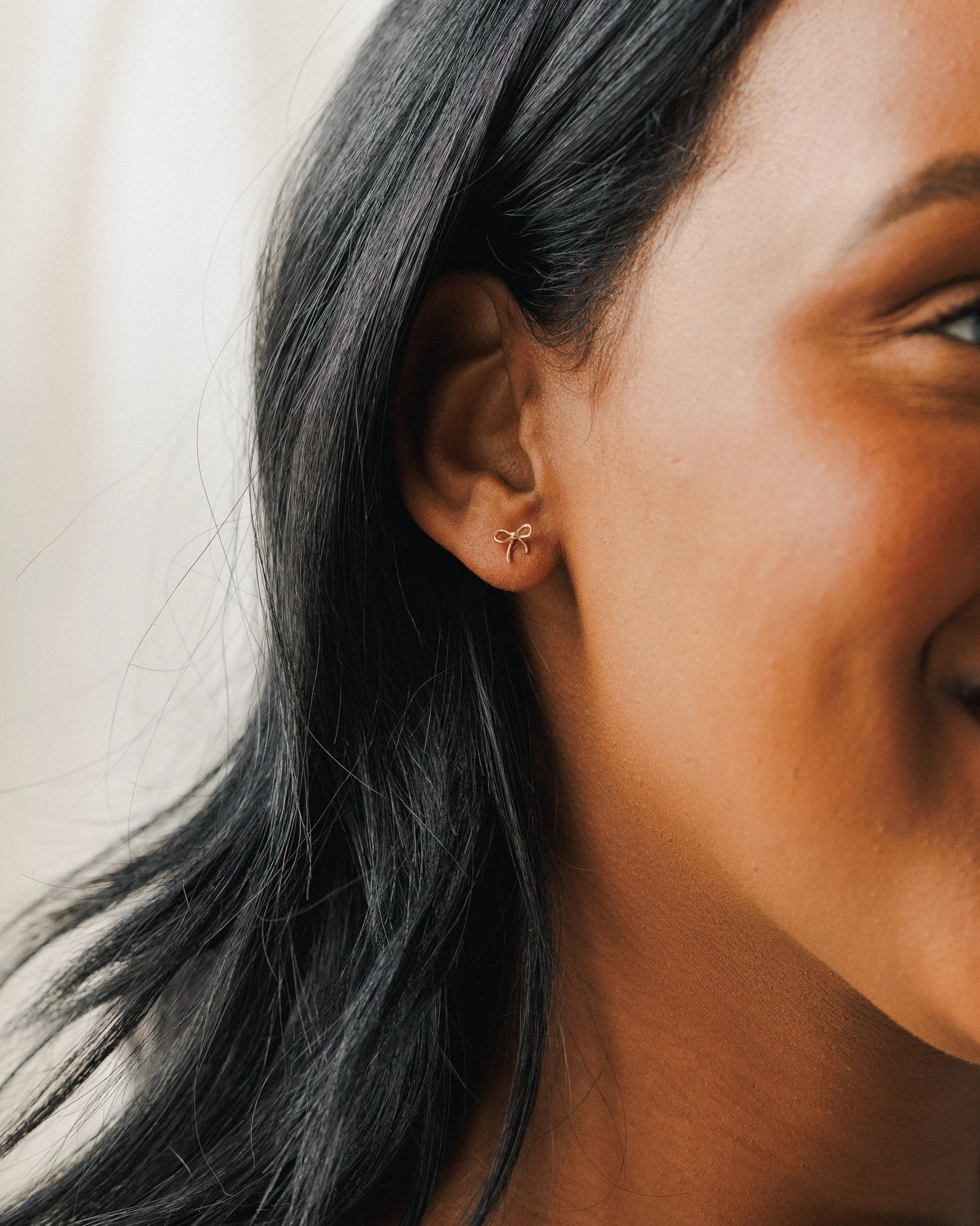 Bow Studs Elegant Pair