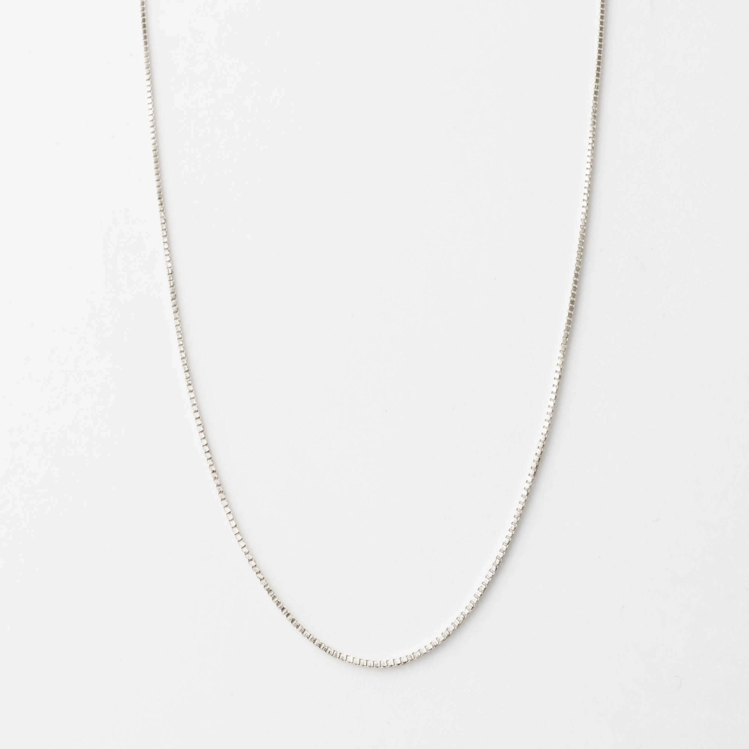 Shiny Jewelry Touch Box Chain