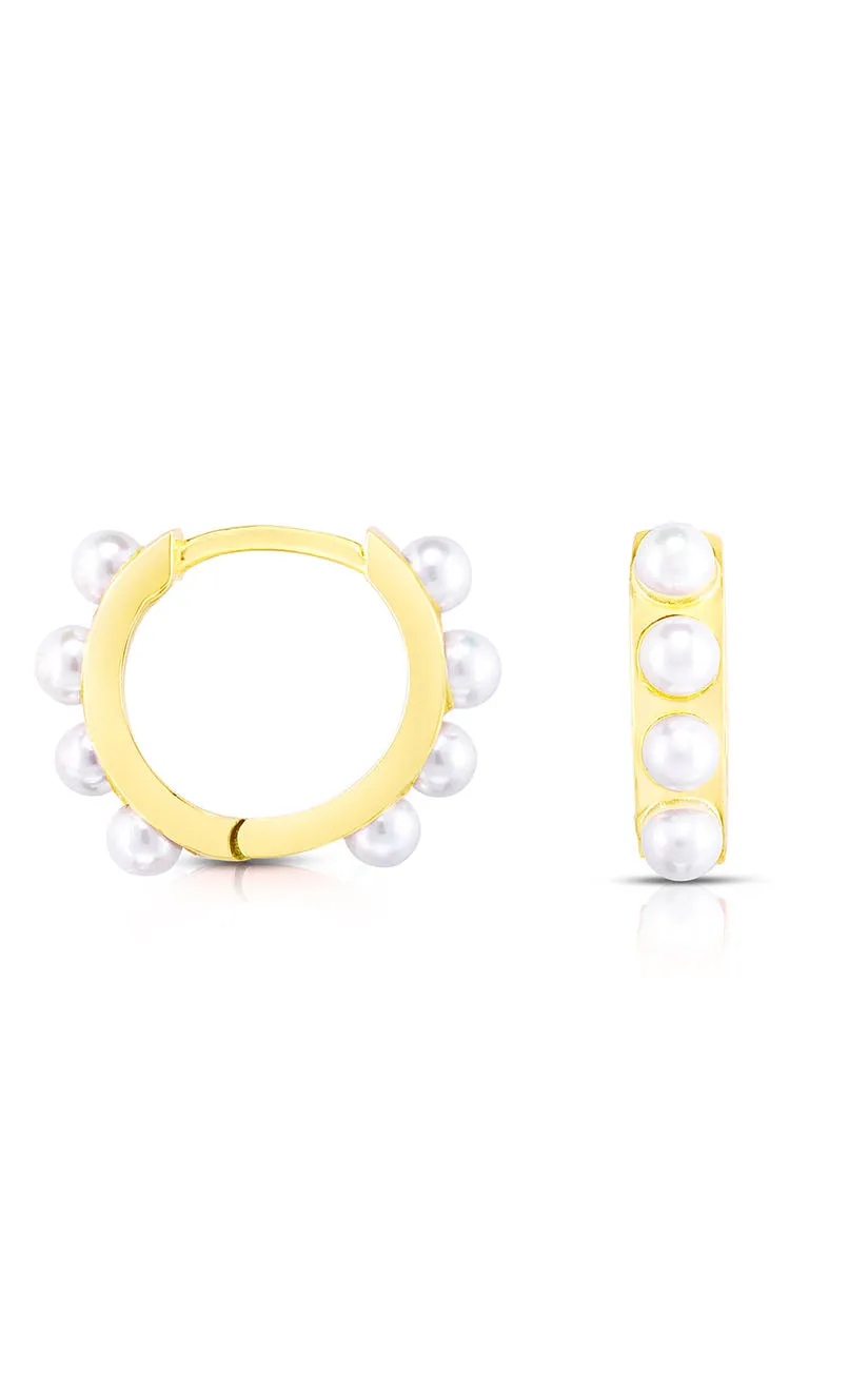 Pearl Huggie Hoop Earring Understated Finish Date Fit