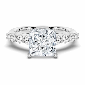 Classic Shared Prong Princess Cut Moissanite Engagement Ring Quick Layer Sleek Sparkle