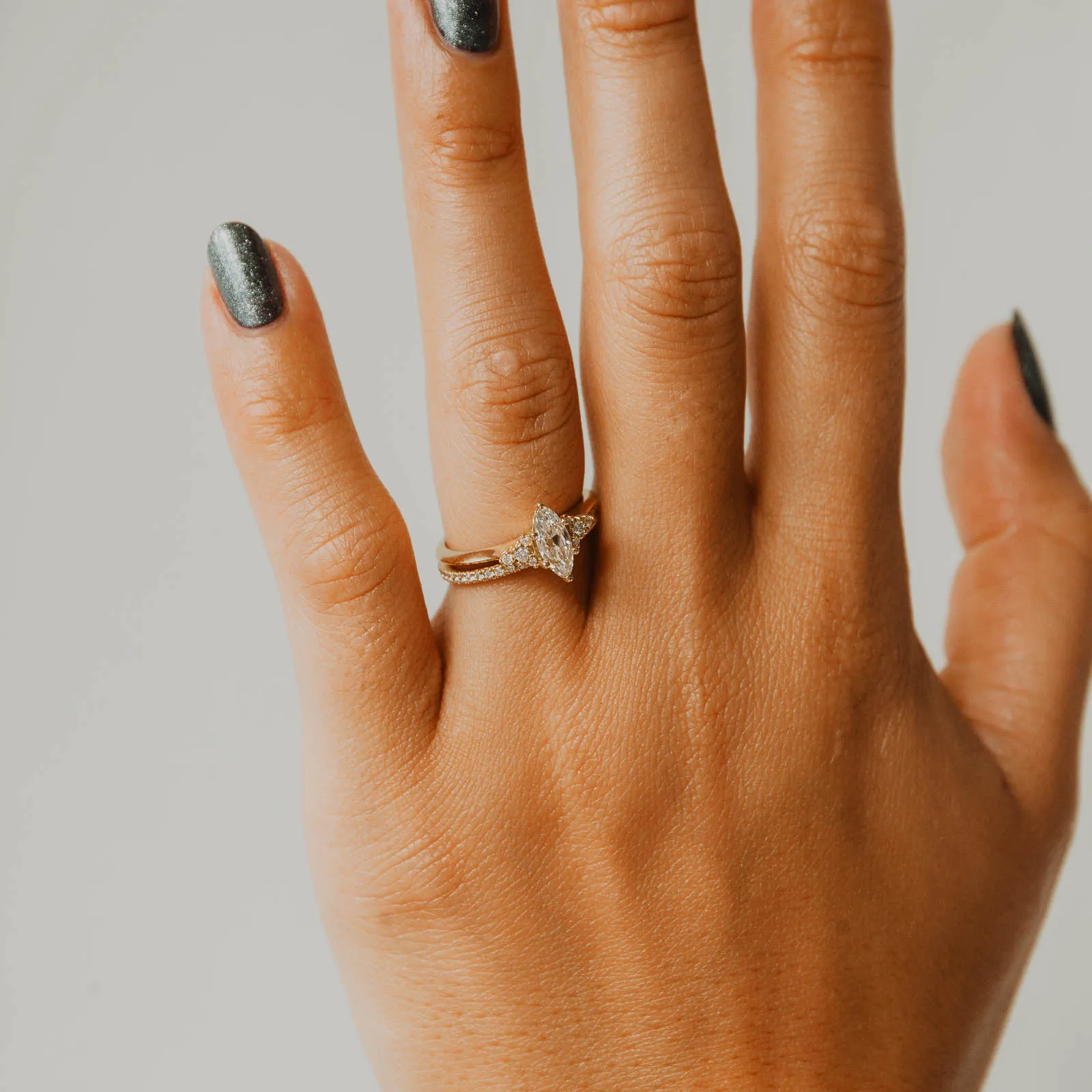 Arden Ring - Mined Diamond Minimal Fashion