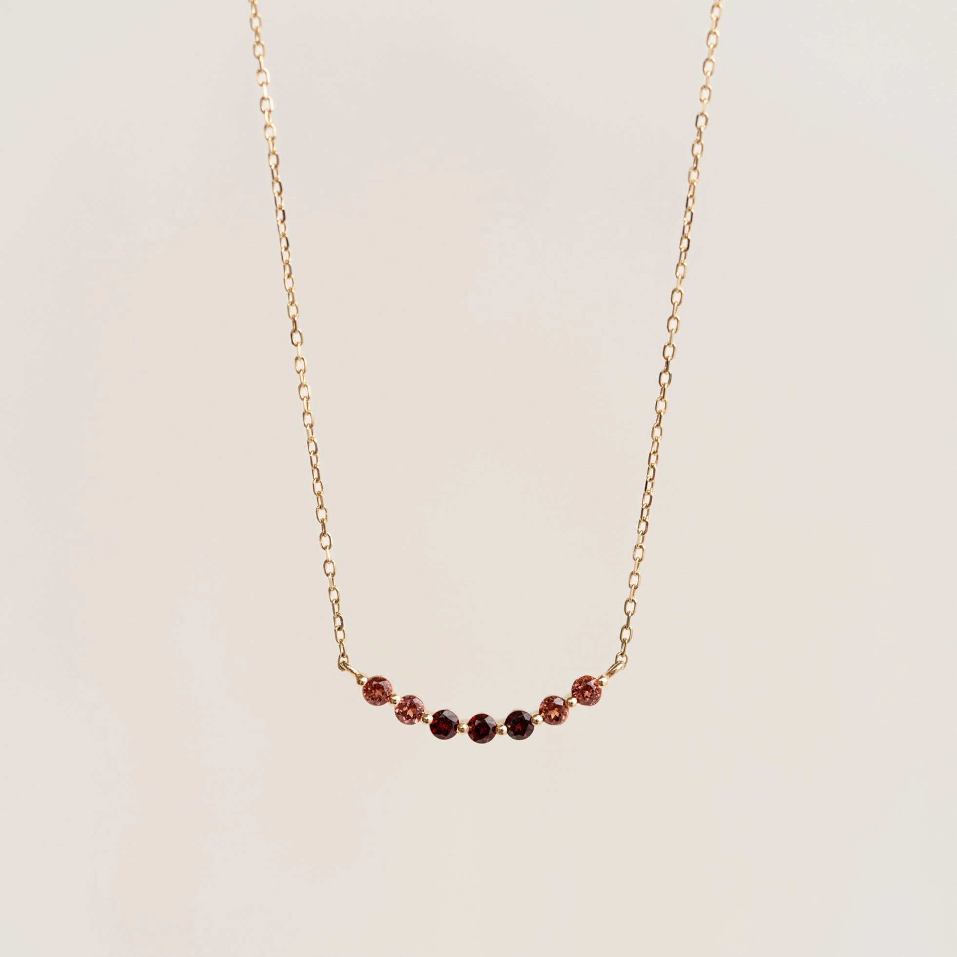 Sleek Piece Lustrous Edge January Birthstone Necklace 14k Gold - Ombre Garnet