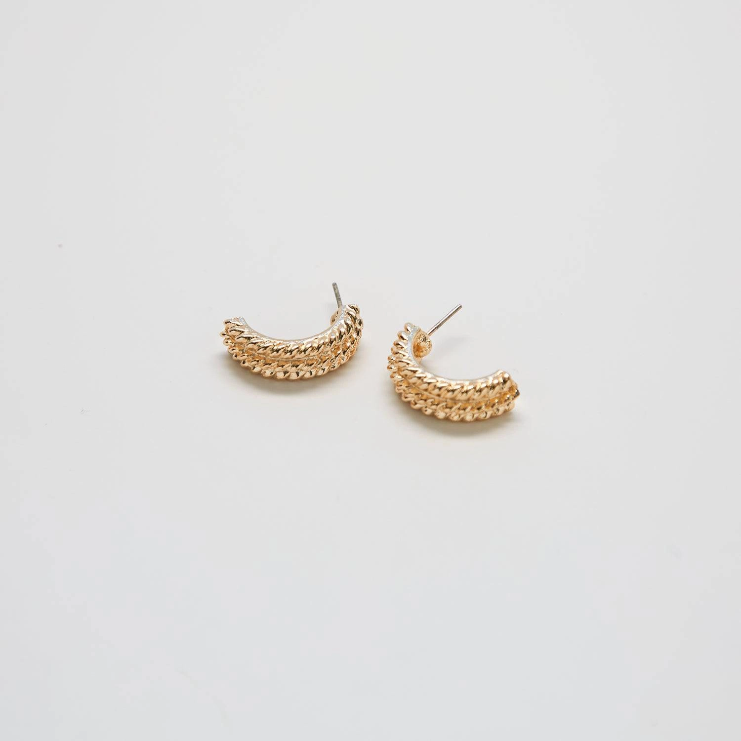 Cozy Detail Vintage Rope Twist Half Hoop Earrings