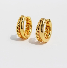 Duo Twisted & Sleek Hoop Earrings Gold & Silver Fashionable Finish