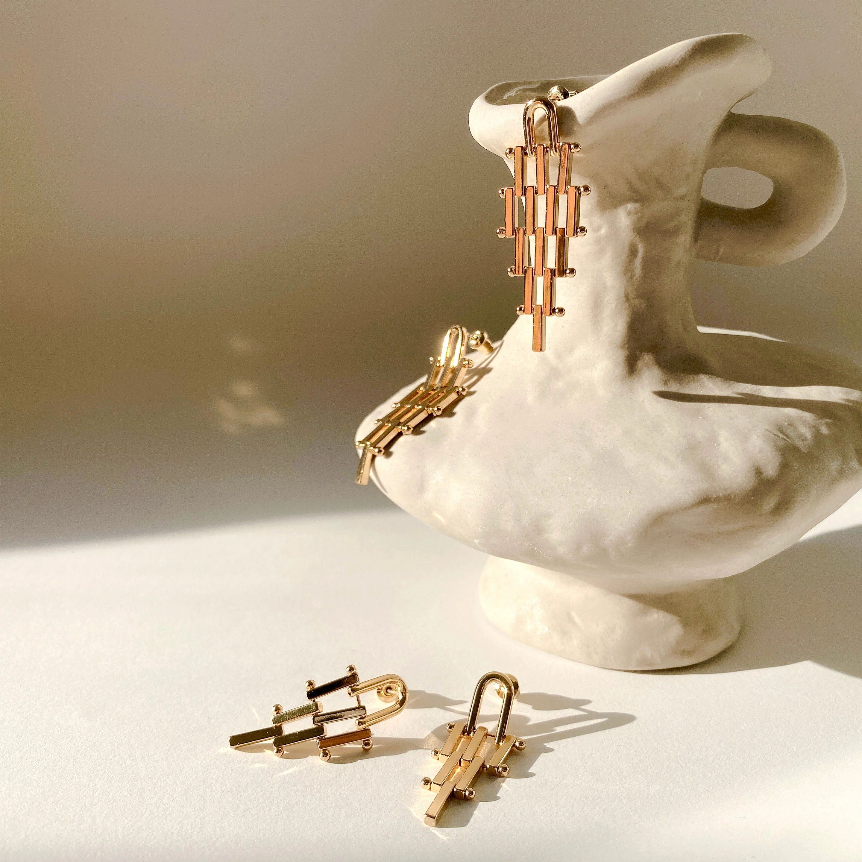 Polished Accessory Isotta Mesh Woven Drop Earrings 18K Gold/Silver