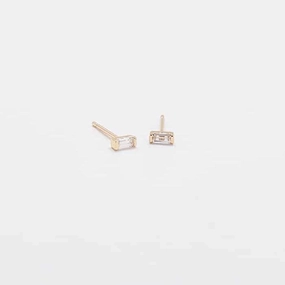 Luxury Taste Daring Look Mini Baguette Gold Studs