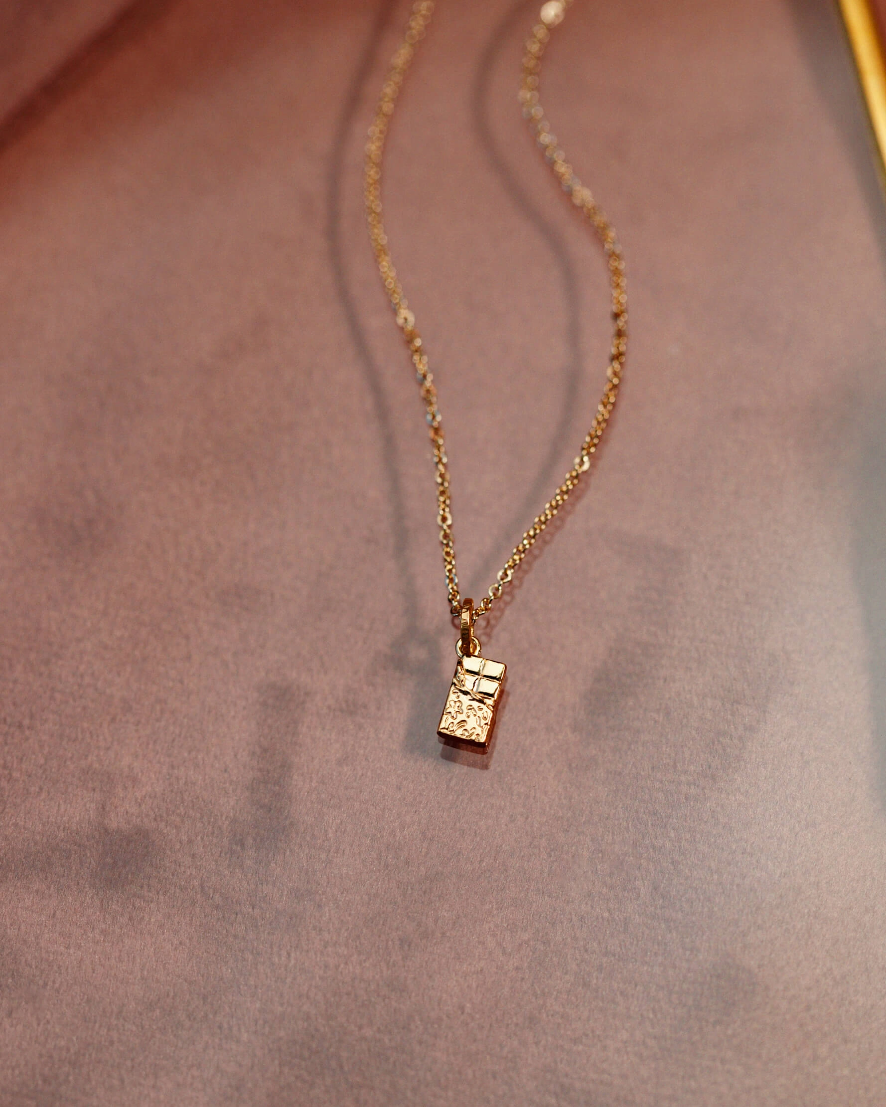 Artful Design Chocolate Bar Charm