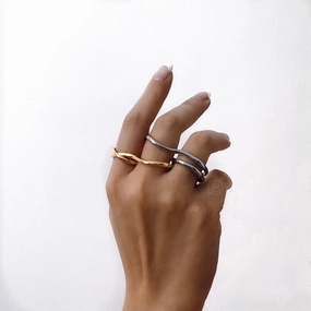 Alluring Shine Cirrus Cloud 2-Finger Contemporary Ring