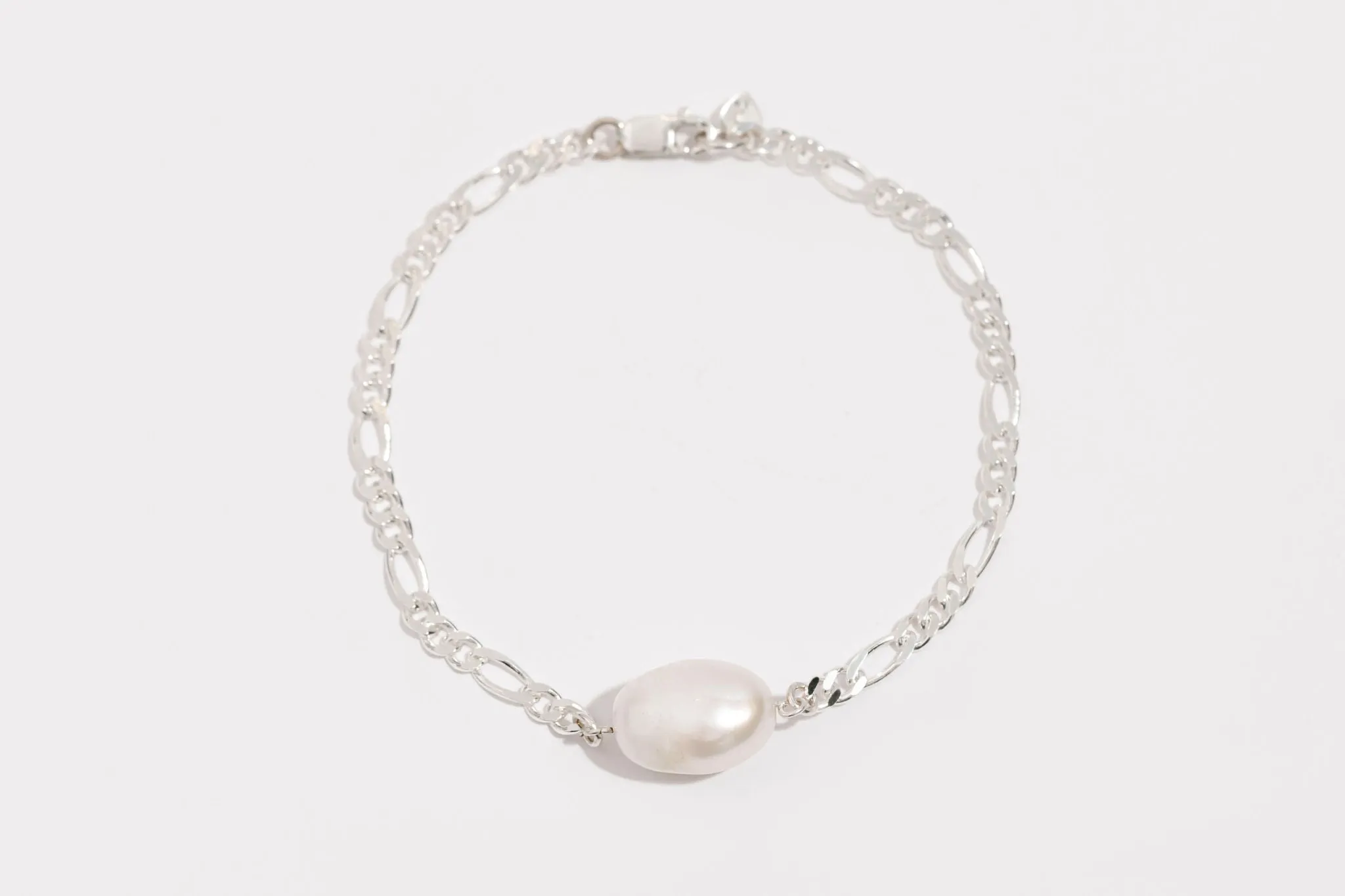 Cove Bracelet Alluring Design