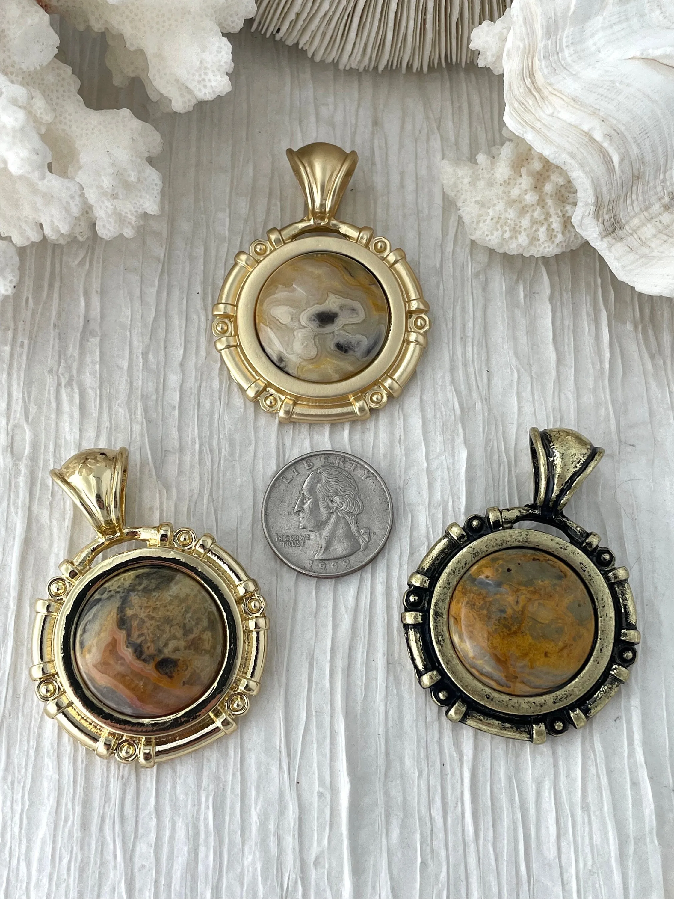 Crazy Lace Agate Stone Pendant with Bezel, Natural Stone Cabochon, comes in a variety of patterns,3 bezel colors, Natural Stone, Fast Ship. Youth fashion