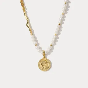 Ethereal Feature Portrait Pearl Chain Necklace