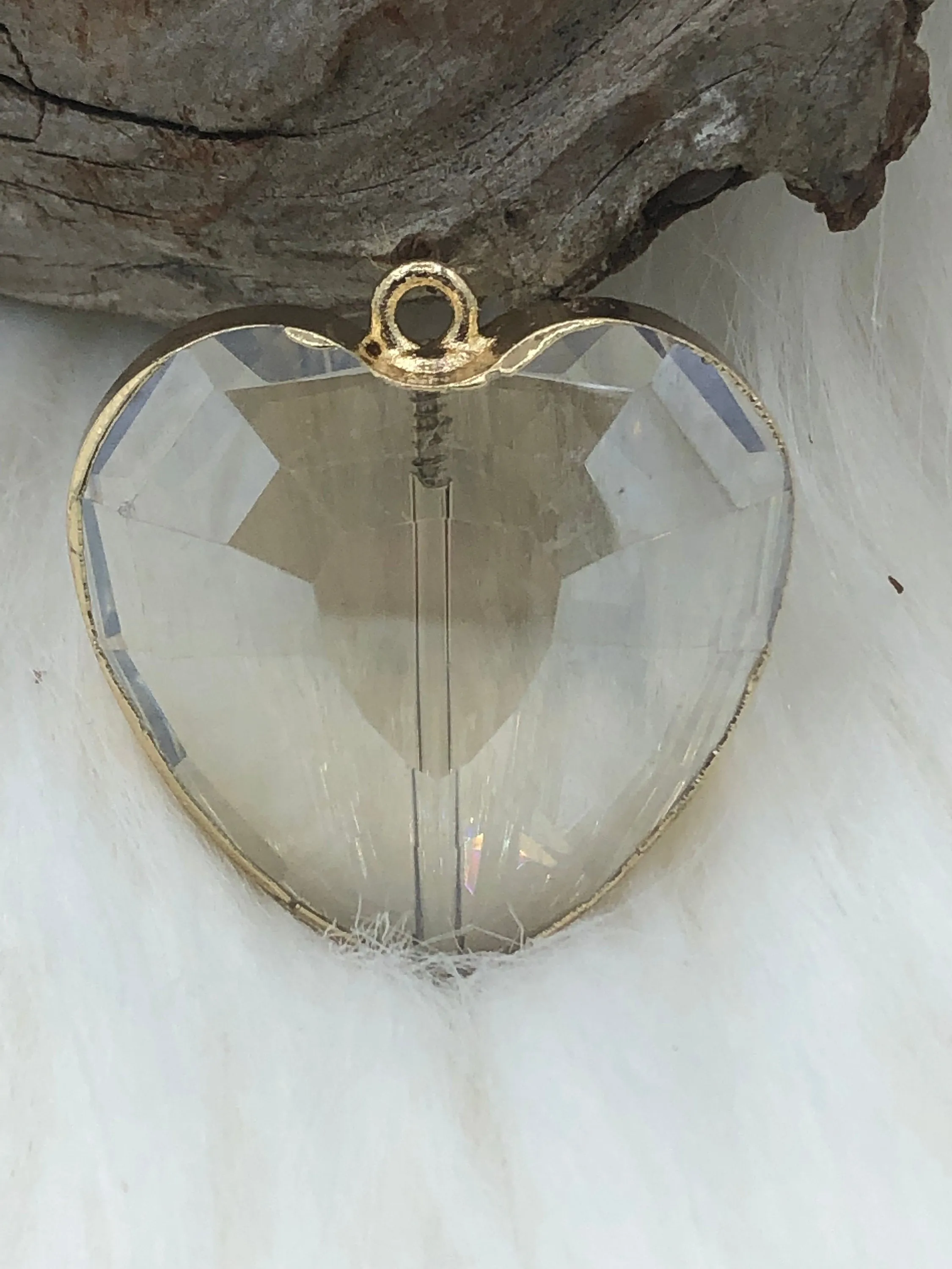 Crystal Gold Soldered Pendants and charms. Rectangle, Teardrop, Heart, Rectangular connector , 4 Styles to choose from. Fast Shipping Leisure Wear