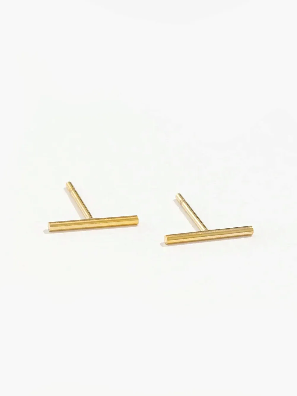 Sophisticated Appeal Crisp Accent Annabelle Bar Studs