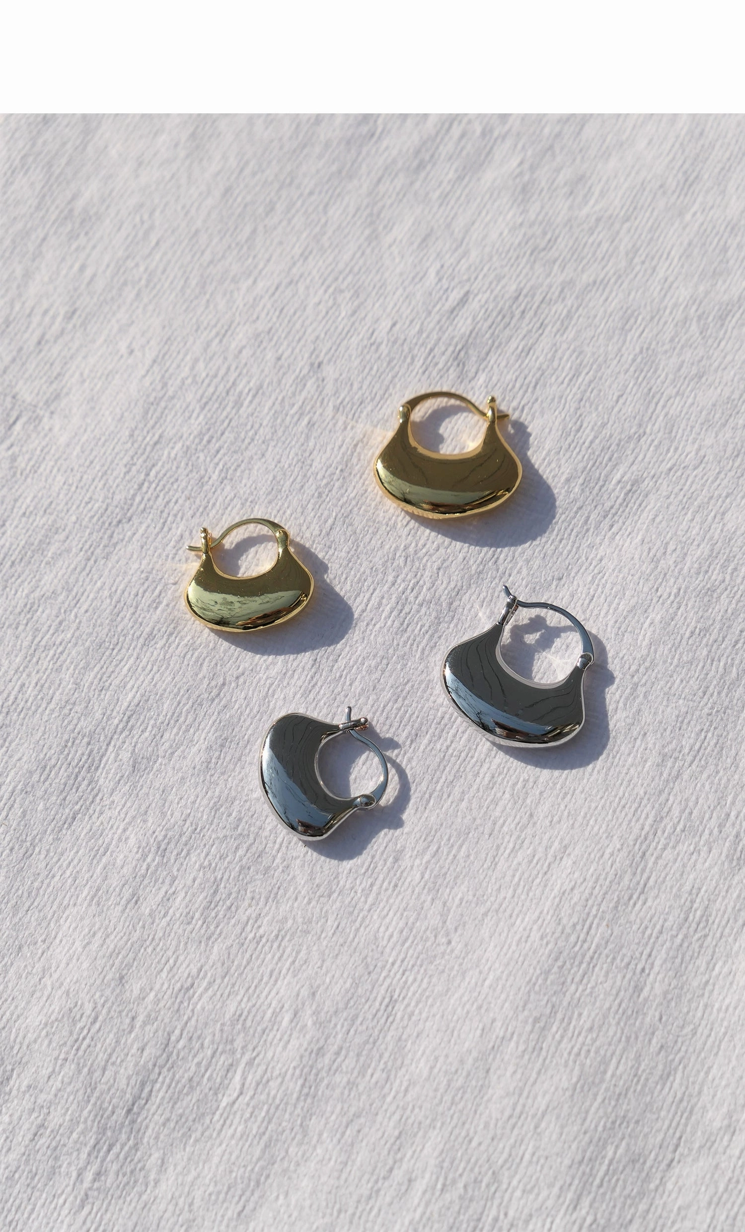 Statement Ready Accent Style Ginkgo Hoop Earrings Gold & Silver 2 Sizes