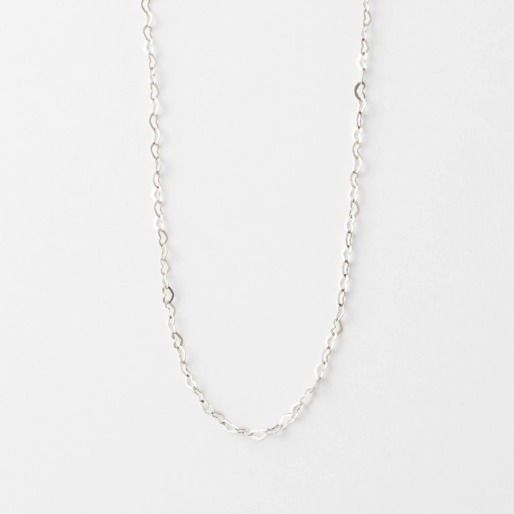 Dainty Heart Chain Romantic Feel