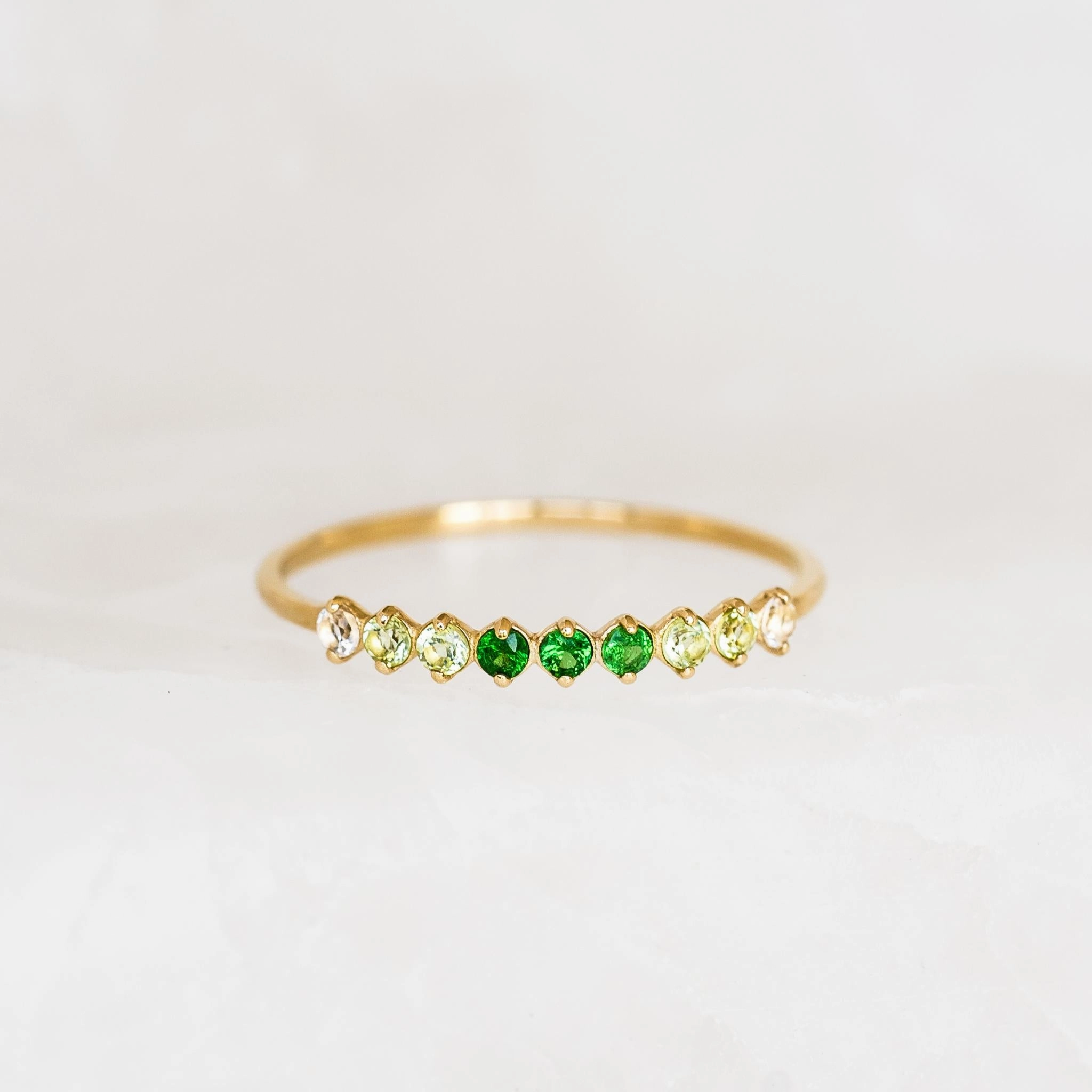 Luxury Gift Natural Look August Birthstone Ring 14k Gold - Ombre Tsavorite