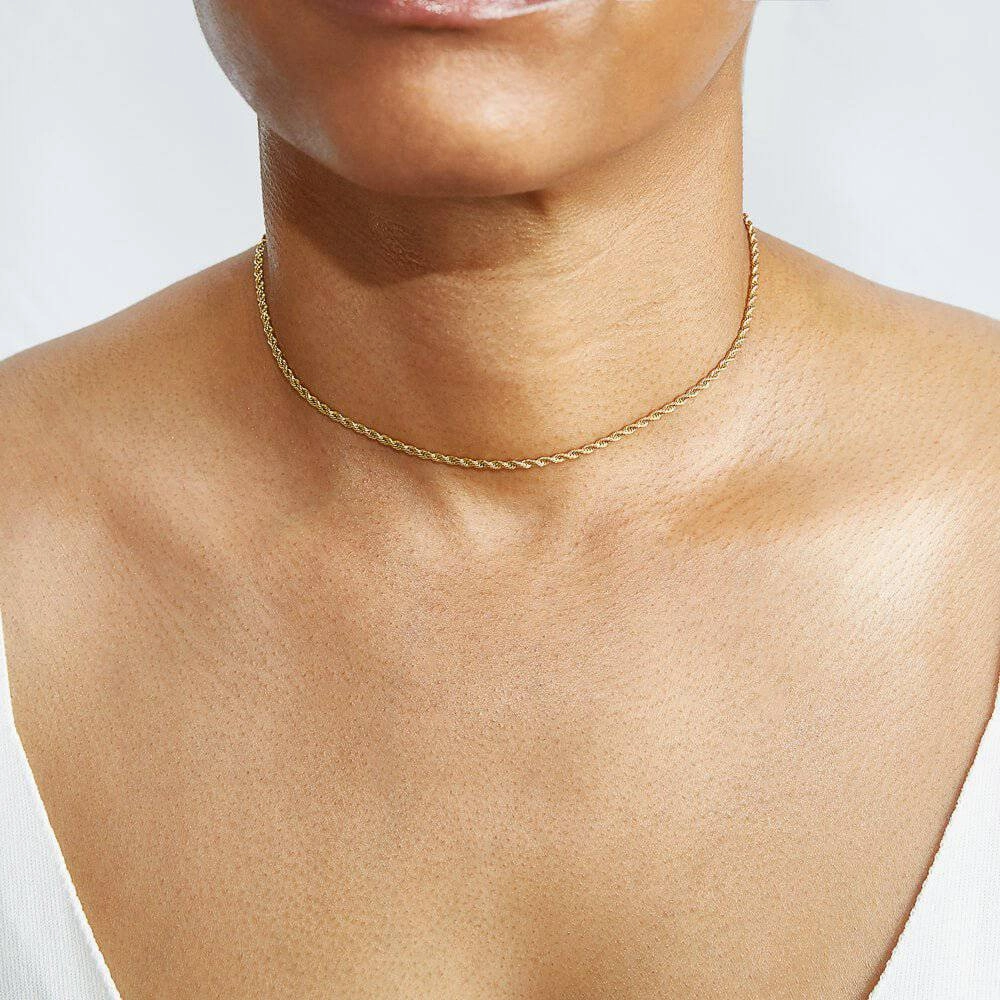Candid Moment Dainty Rope Chain Necklace