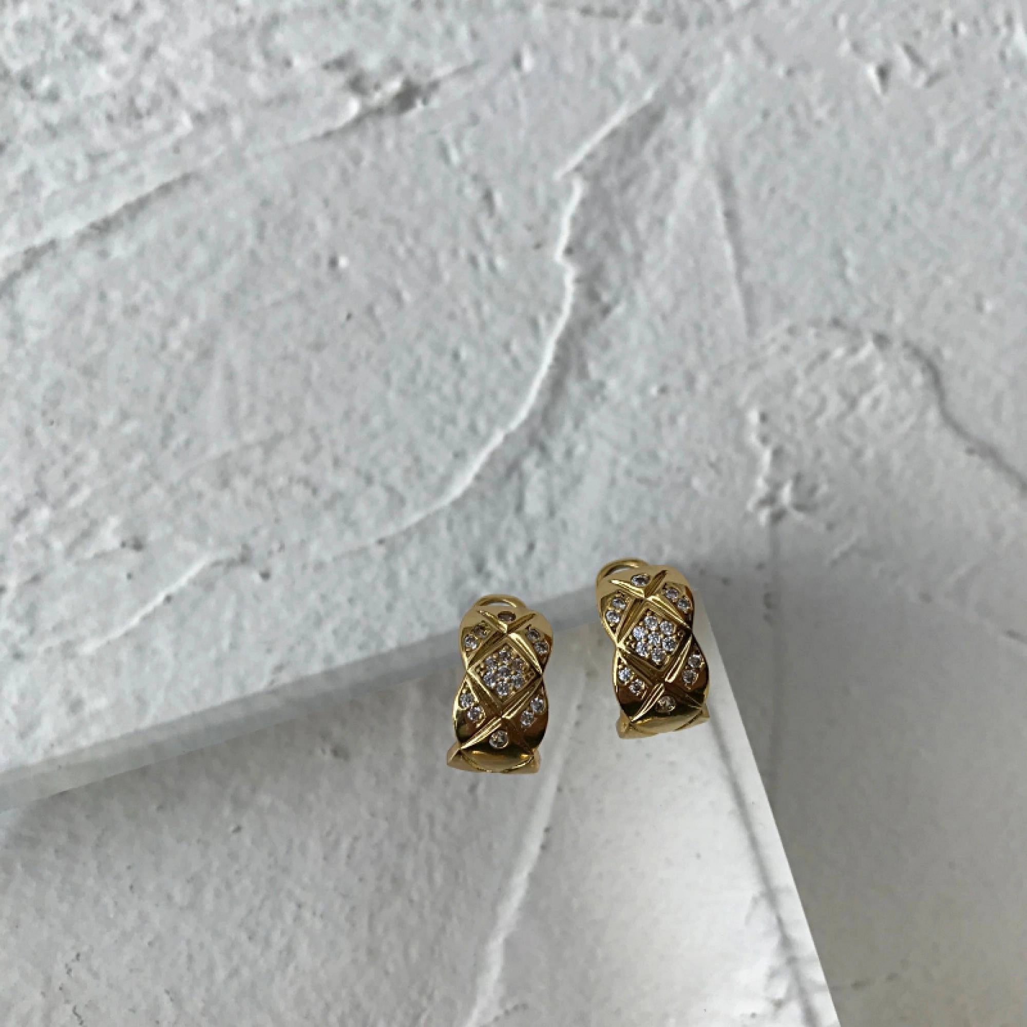 Classic Quilted Hoop Earrings Plain or CZs Vibrant Spark