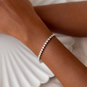 Half Diamond Tennis Bracelet 14k White Gold (1.8 - 2.0 ct tw) Statement Accent Understated Spark