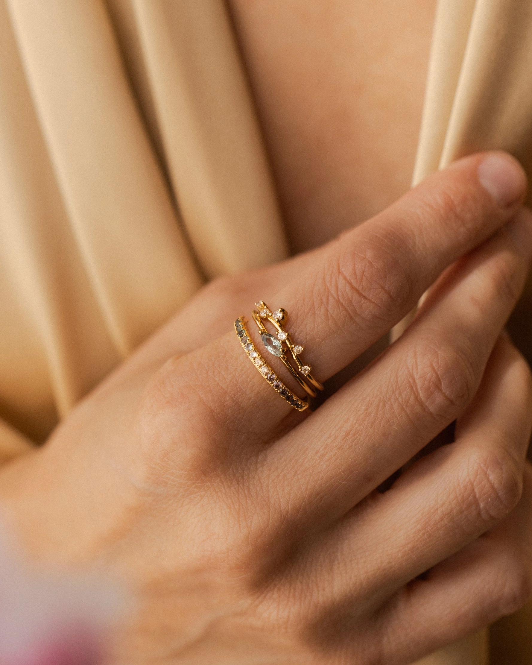 Dewdrop Arch Ring Elegant Shine