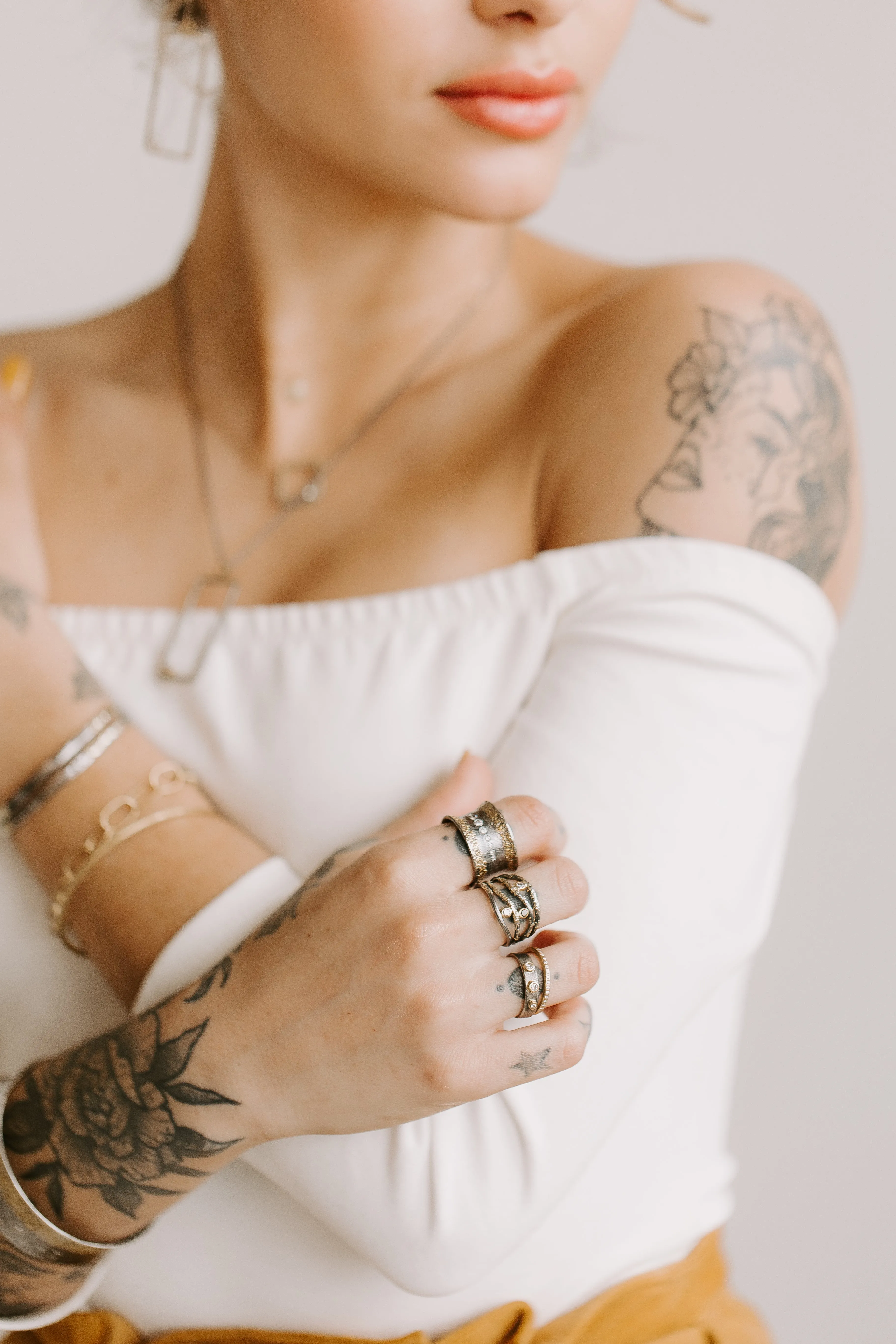 Diamond   Dust Orbit Ring Elegant Appeal Travel Essential