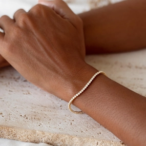 Diamond Tennis Bracelet 14k Yellow Gold (2.6 - 2.7 ct tw, 6.5 inches) Finest Feature