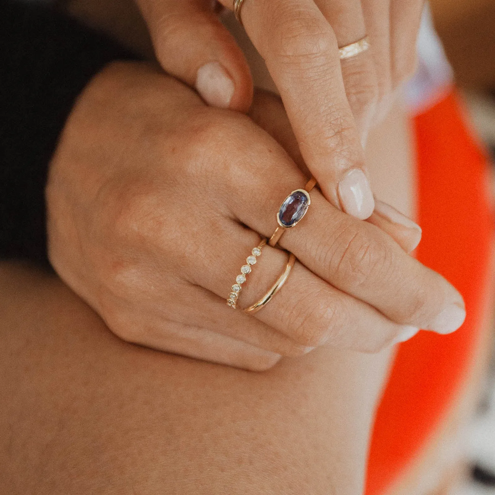 Dottie Band Modern Form