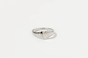 Lover Signet Ring Vivid Touch Contemporary Feature
