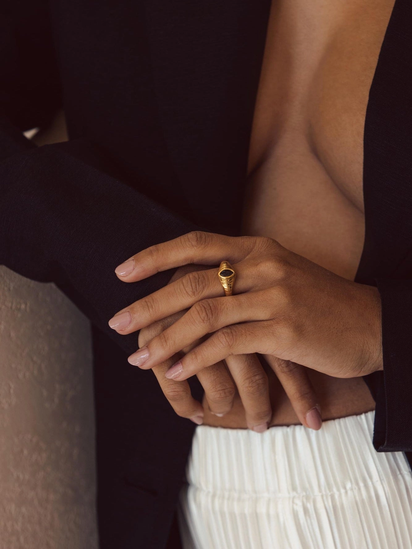 Brilliant Piece Glow Finish Evil Eye on Croissant Ring