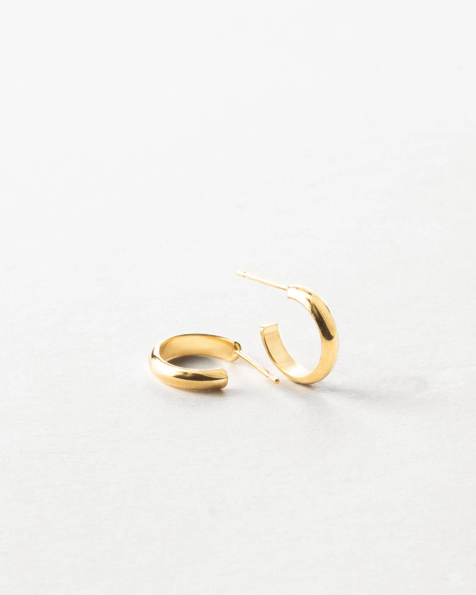 Elle Hoops Gleaming Highlight Holiday Ready