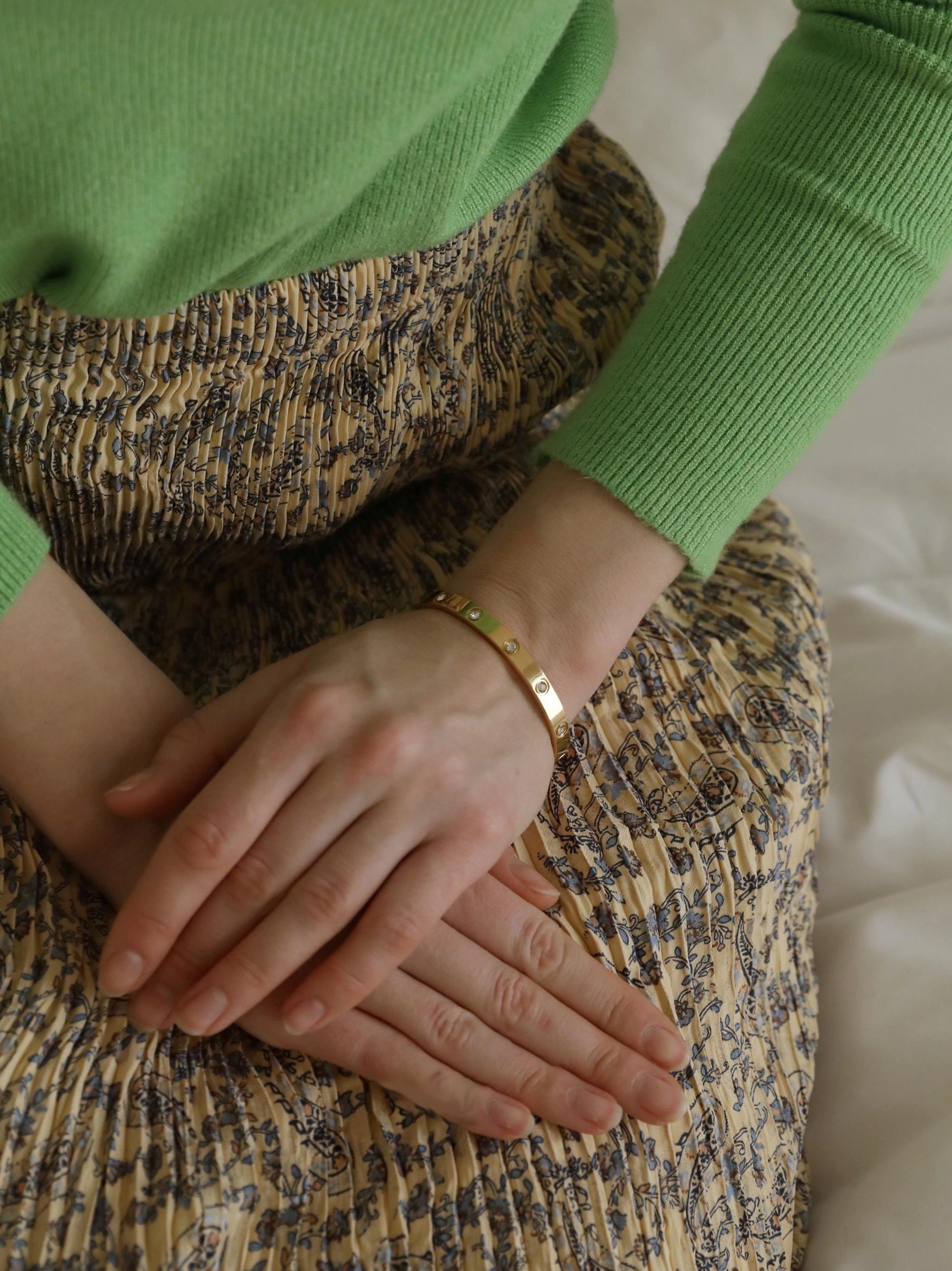 Lisette Diamond Studded Bangle 18K Gold/Rose Gold/Silver Special Touch