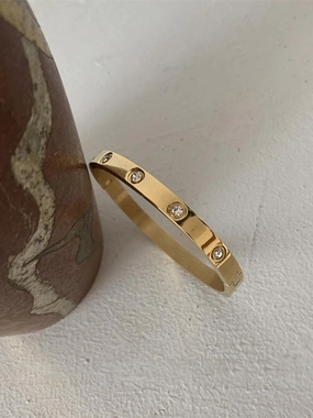 Natural Look Lisette Diamond Studded Bangle 18K Gold/Rose Gold/Silver