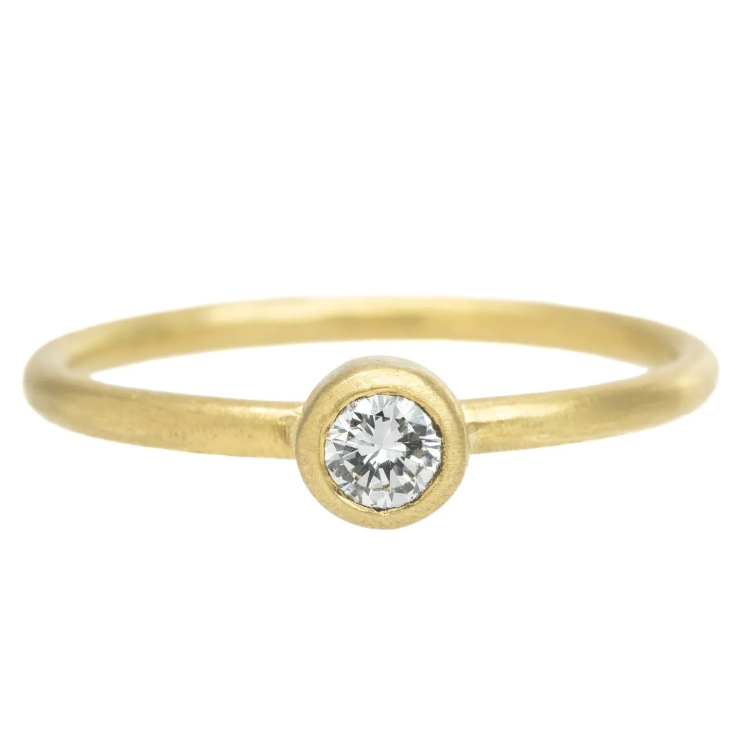 Gloss Moment Effortless Fit Shine On Diamond Ring - 18ky Gold   VS Reclaimed Diamonds 3.5mm