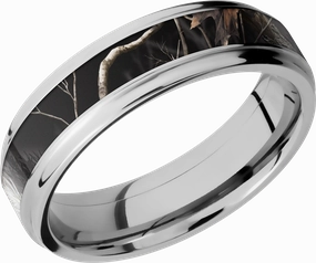 Cobalt chrome 6mm flat band with grooved edges and a 3mm inlay of Realtree APC Black Camo Opulent Gem Shiny Touch