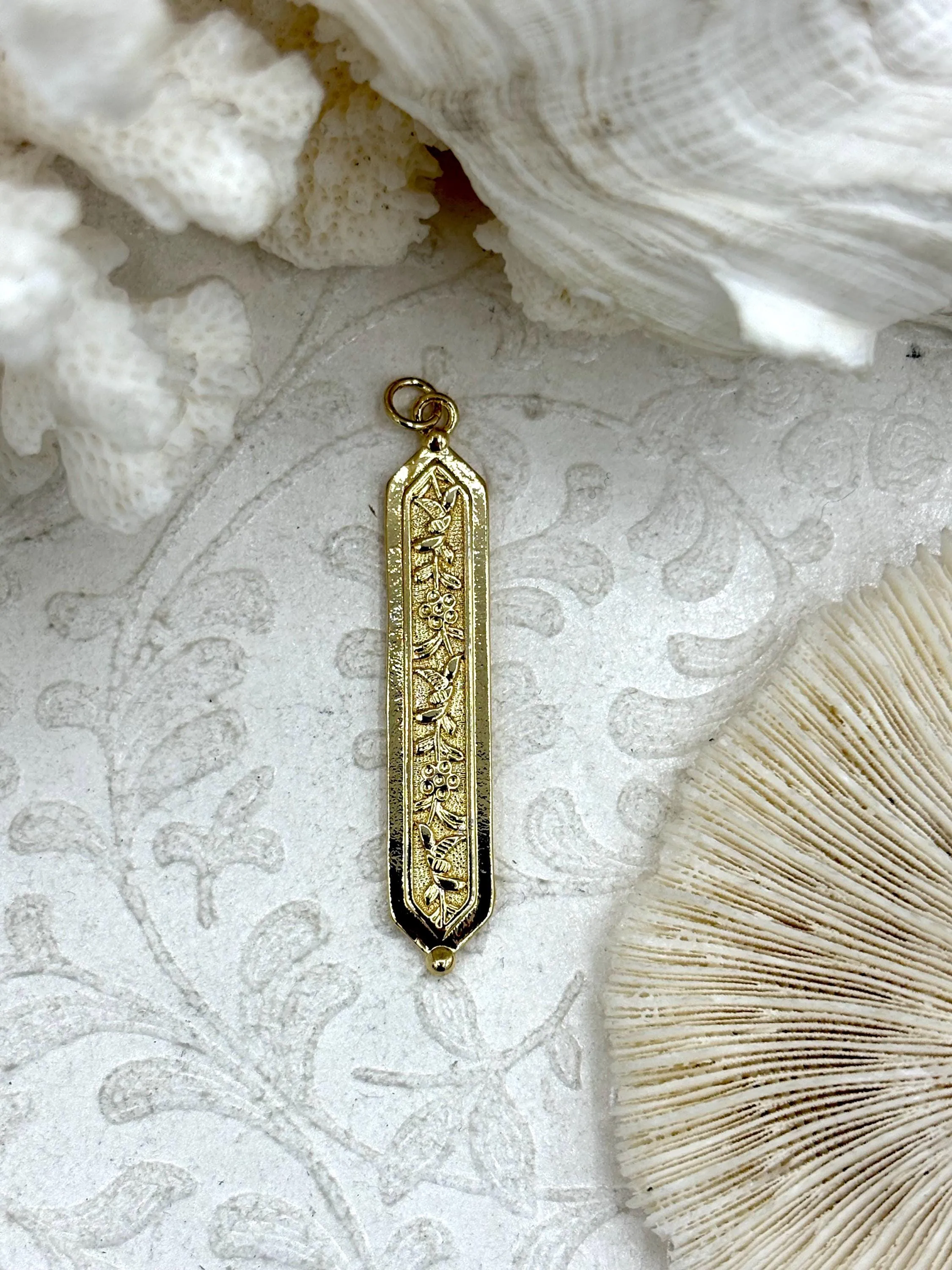 Exquisite Piece Brass Gold Plated Flower Pendant, High Quality Brass Charm Pendants, Gold Flower Charms, Fast Ship